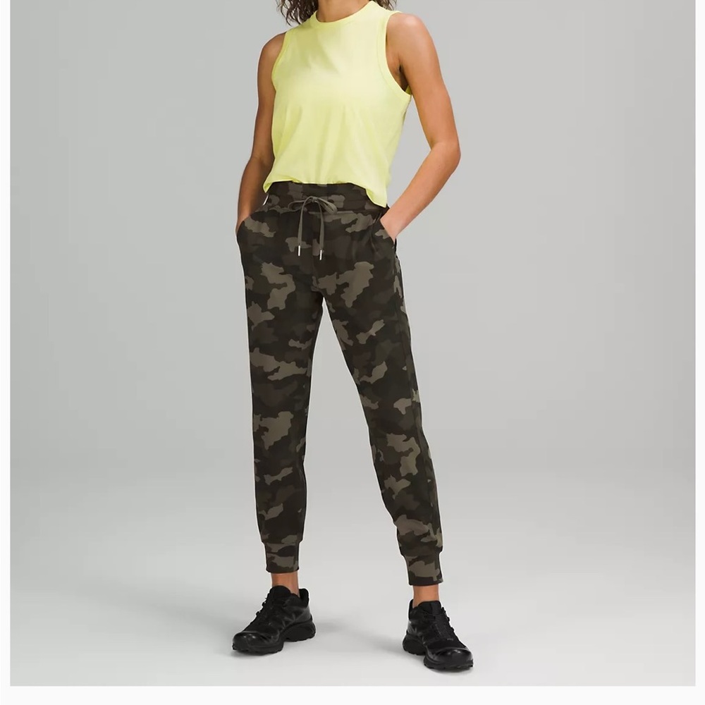 Lululemon Ready To High-Rise Jogger